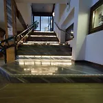 Hotel Lo Stambecco 3*