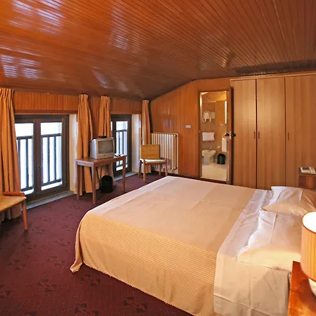 Lo Stambecco Hotel