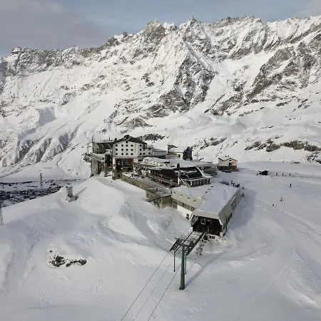 Lo Stambecco Breuil-Cervinia