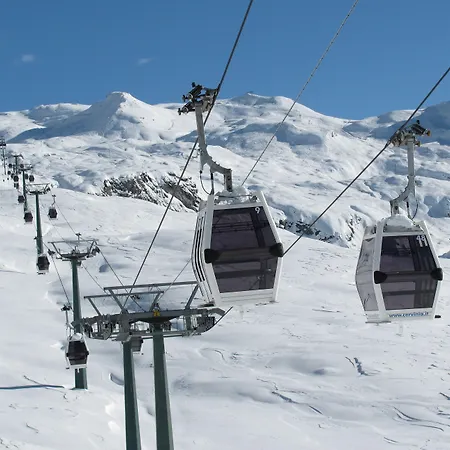 Hotel Lo Stambecco 3*