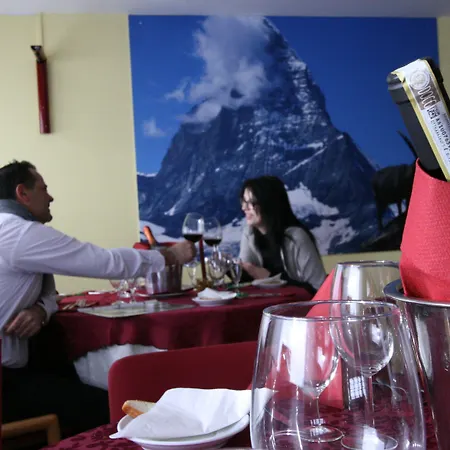 Lo Stambecco Hotel 3*