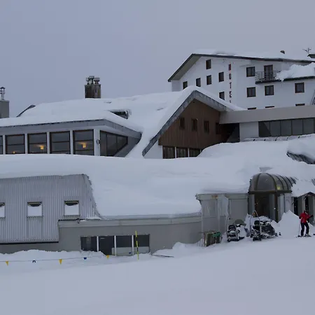 Lo Stambecco Breuil-Cervinia