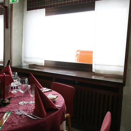 Lo Stambecco Otel 3*