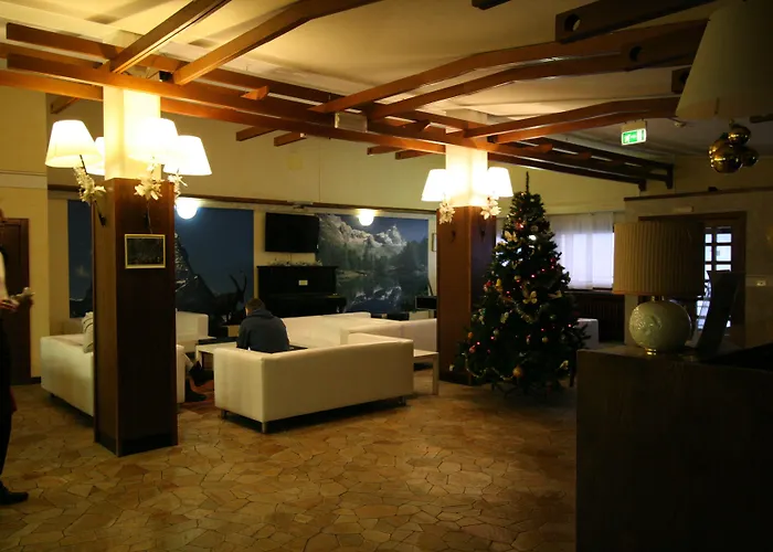 Hotel Lo Stambecco 3*