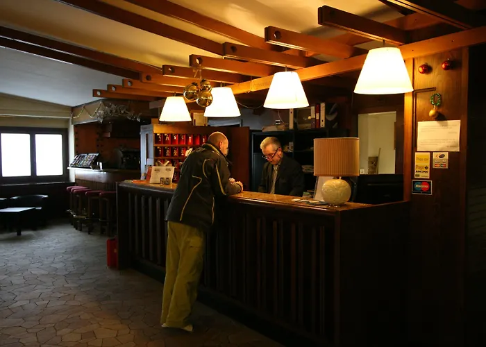 Lo Stambecco ברויל-קרוויניה