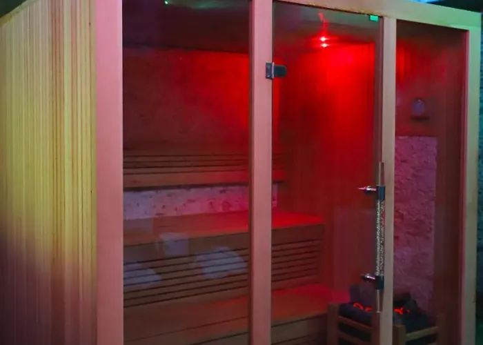 Lo Stambecco מלון